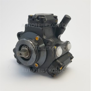 Bosch Einspritzpumpe / Fuel Injection Pump 0445010138